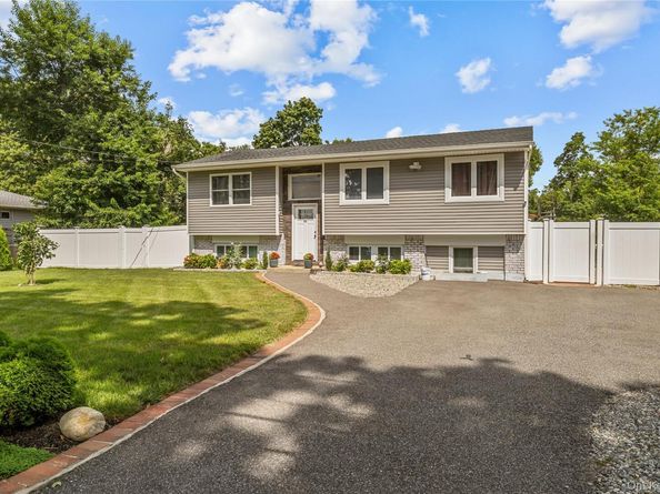 71 Bushwick Avenue, Central Islip NY 11722