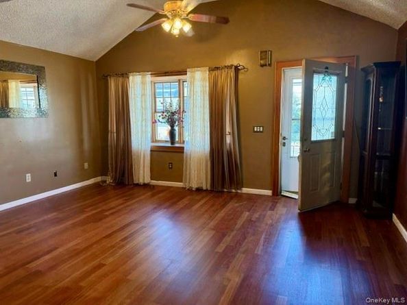 1424 Cross Bay Boulevard, Broad Channel NY 11693