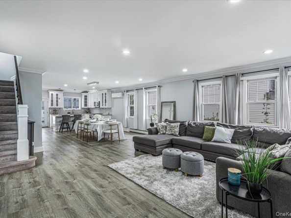 224 Oak Street, West Hempstead NY 11552