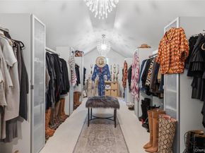 2 Sherwood Place, Scarsdale NY 10583