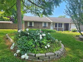 10 Twin Pine Lane, Center Moriches NY 11934