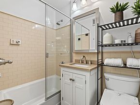 139-15 83rd Avenue 305, Briarwood NY 11435