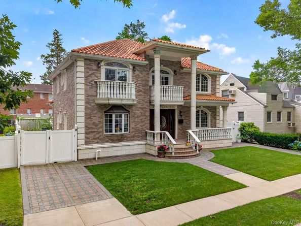 242-14 83rd Avenue, Bellerose NY 11426