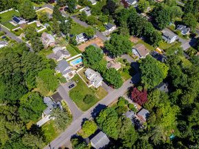 2897 Hyatt Street, Yorktown Heights NY 10598