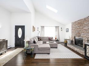2897 Hyatt Street, Yorktown Heights NY 10598