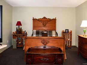 6 Dove Path, Coram NY 11727