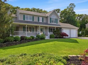 77 N Woods Road, Baiting Hollow NY 11933