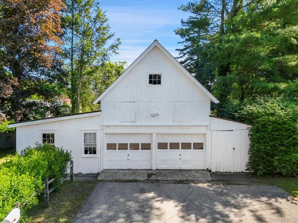 453 Old Post Road, Bedford NY 10506