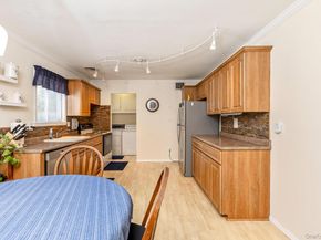 29 Beaumont Lane, Lake Grove NY 11755