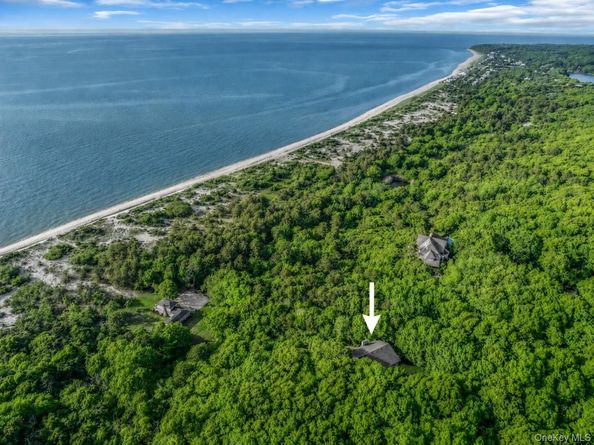3645 Soundview Avenue, Peconic NY 11958
