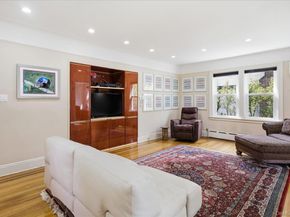 261-21 Pembroke Avenue, Great Neck NY 11020