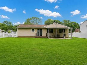 154 Spiral Road, Holtsville NY 11742