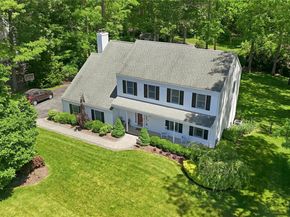 21 Tallmadge Trail, Miller Place NY 11764