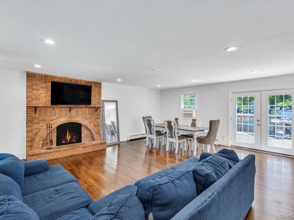 6 Harriet Street, Centereach NY 11720