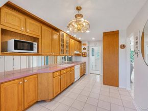 1827 Roberta Lane, Merrick NY 11566