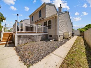 39 Seymour Drive, Shirley NY 11967