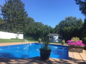 11 Darien Place, East Northport NY 11731