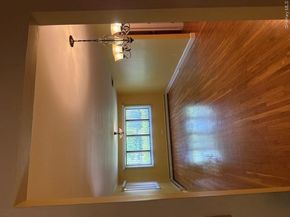 11 Darien Place, East Northport NY 11731