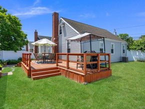 149 Arlington Street, Mineola NY 11501
