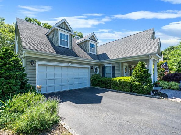 116 Golden Spruce Drive, Calverton NY 11933