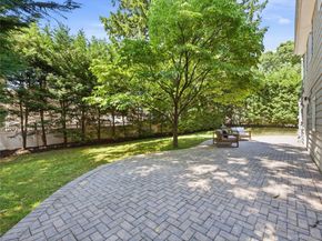 19 Radcliff Avenue, Port Washington NY 11050