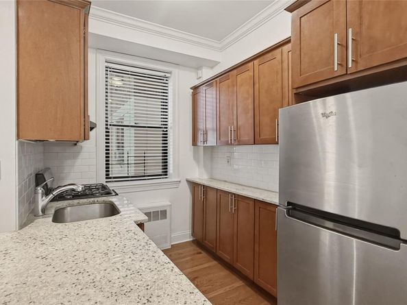 4489 Broadway 2D, New York (Manhattan) NY 10040