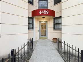 4489 Broadway 2D, New York (Manhattan) NY 10040