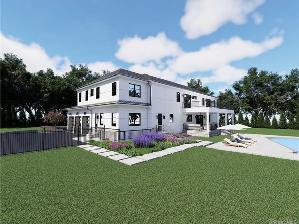 26 Buckingham Drive, Dix Hills NY 11746