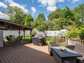 1400 Wagner Street, Wantagh NY 11793