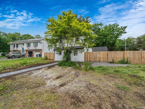 295 Cuba Hill Road, Huntington NY 11743