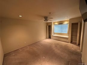89 Rabbit Run, Manorville NY 11949