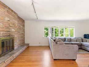 106 Vineyard Road, Huntington NY 11743