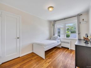 83 E End Avenue, Hicksville NY 11801