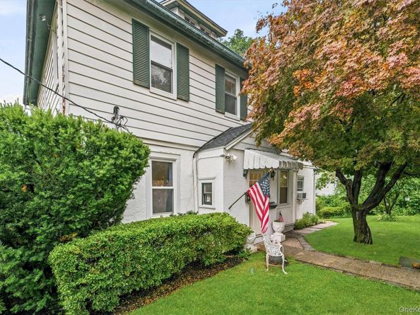 25 Fowler Avenue, Yonkers NY 10701