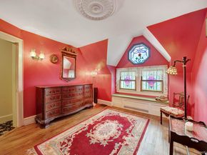31 Roosevelt Avenue, Hicksville NY 11801