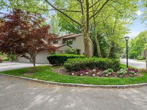 225 Hamlet Drive, Jericho NY 11753