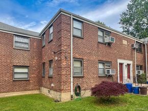 17-76 166 Street Fl2, Whitestone NY 11357
