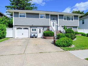 12 Northern Parkway E, Plainview NY 11803