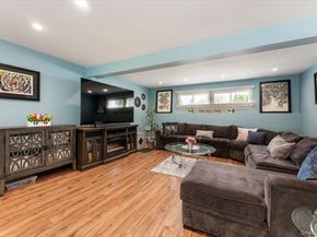 12 Northern Parkway E, Plainview NY 11803