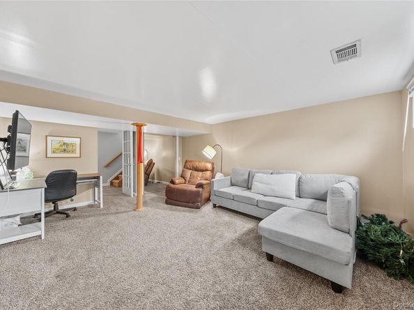 12 Donna Lane, Commack NY 11725