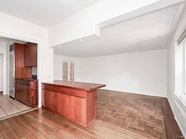 35 Parkview Avenue 3F, Bronxville NY 10708