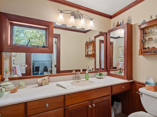 52 Marvin Lane, Islip NY 11751