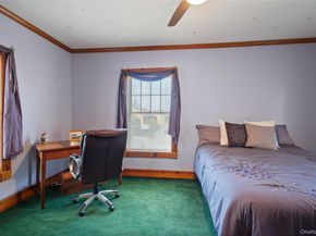 52 Marvin Lane, Islip NY 11751