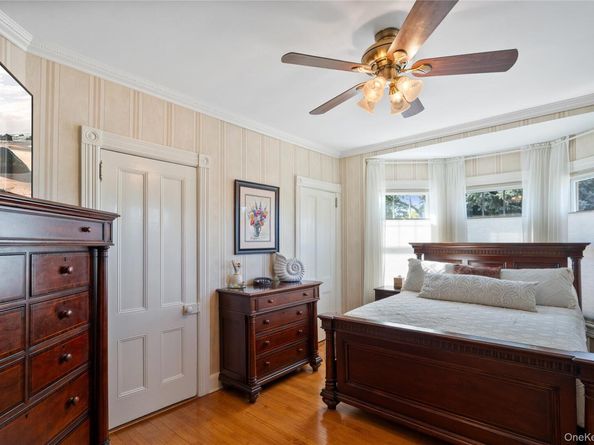 52 Marvin Lane, Islip NY 11751