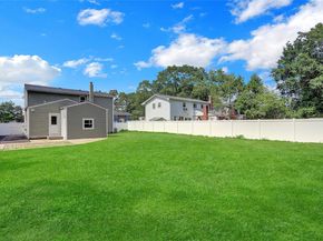 300 Prairie Drive, North Babylon NY 11703