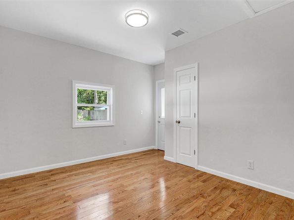 300 Prairie Drive, North Babylon NY 11703