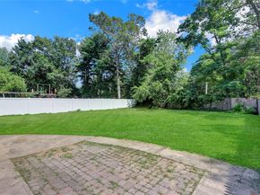 300 Prairie Drive, North Babylon NY 11703