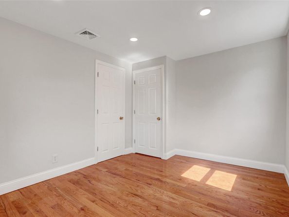 300 Prairie Drive, North Babylon NY 11703
