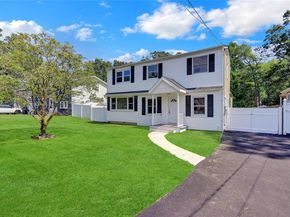 300 Prairie Drive, North Babylon NY 11703