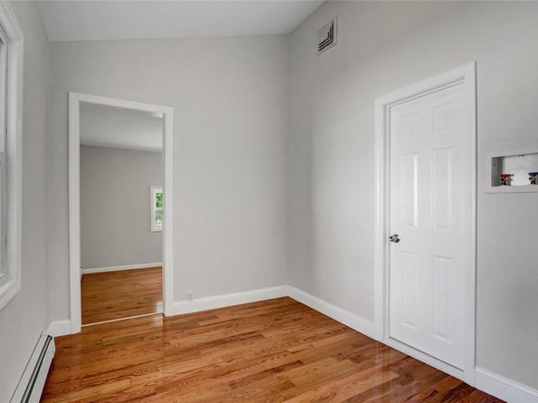 300 Prairie Drive, North Babylon NY 11703
